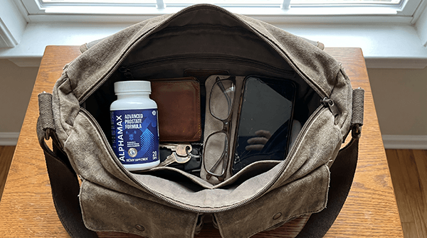Alphamax — Flacone Alphamax Advanced Prostate Formula in capsule.